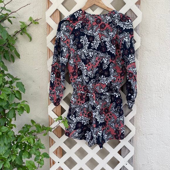 H&M Black White Coral Long Sleeved V Neck Romper Women's Size 4 - Picture 2 of 8